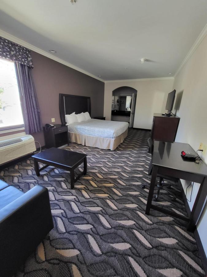 Palace Inn Sam Houston Race Park West Road Extérieur photo
