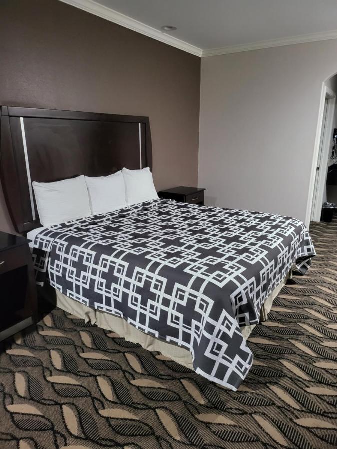Palace Inn Sam Houston Race Park West Road Extérieur photo