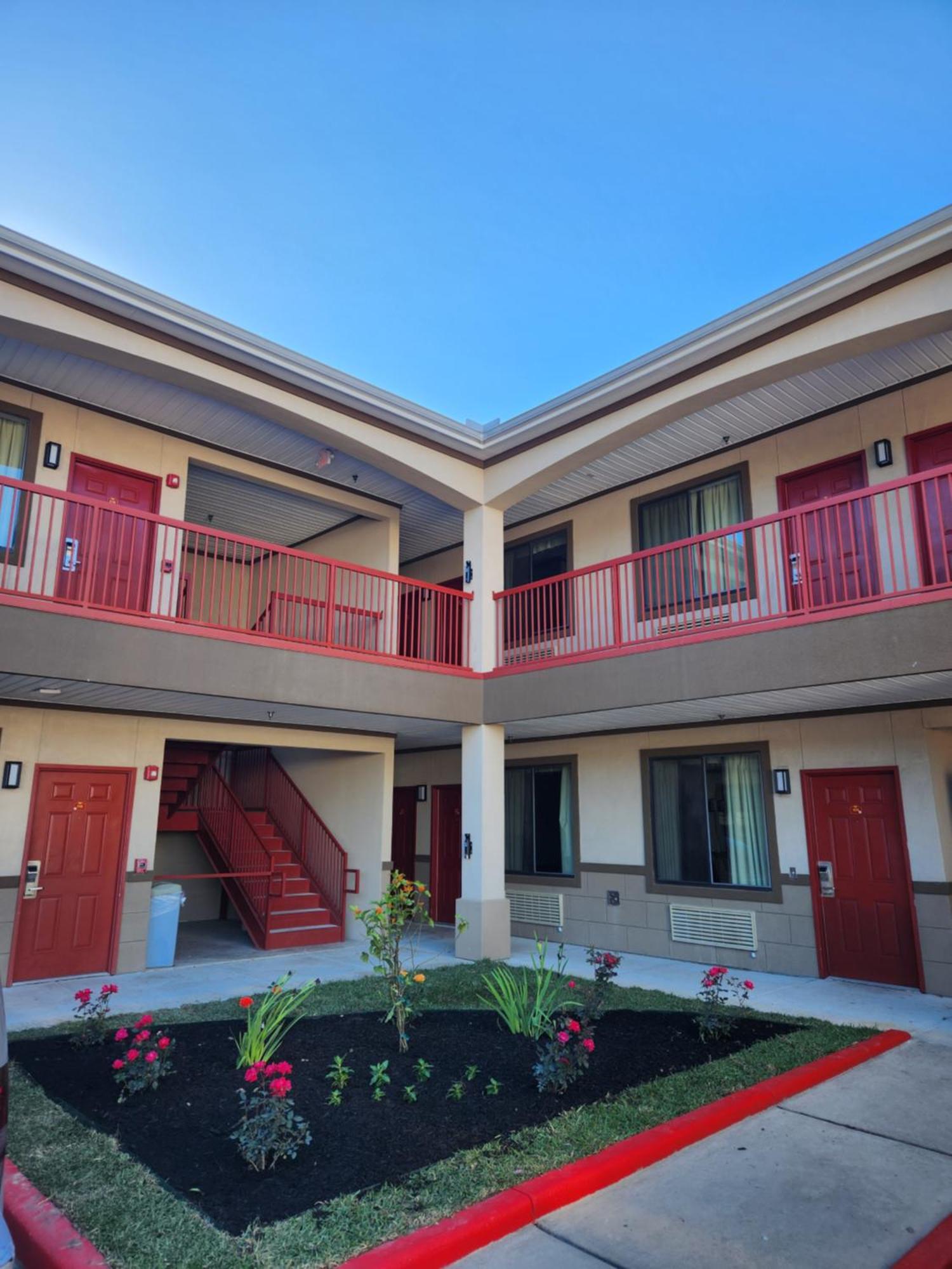 Palace Inn Sam Houston Race Park West Road Extérieur photo