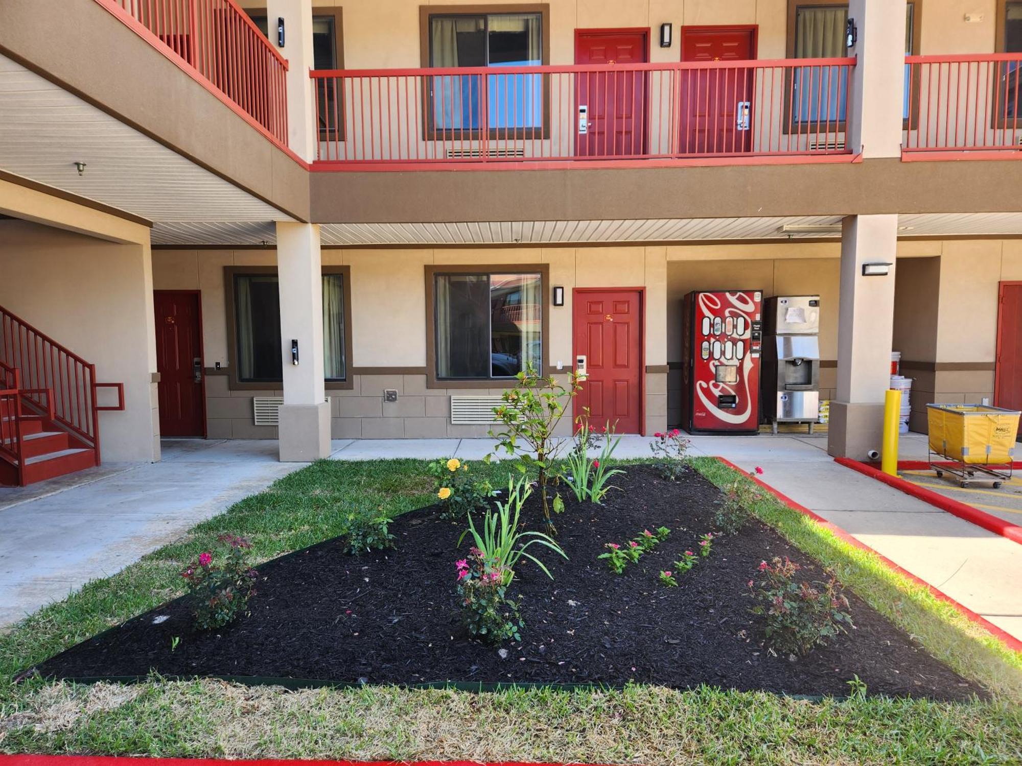 Palace Inn Sam Houston Race Park West Road Extérieur photo